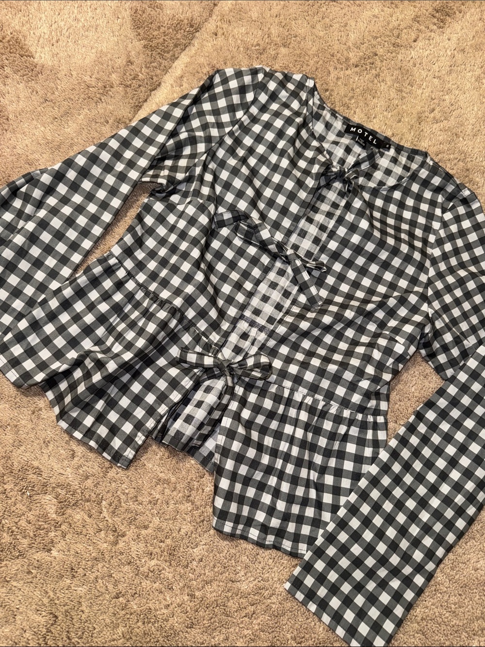 Motel Bertaria Gingham Tie Front Peplum Top size S NWOT
